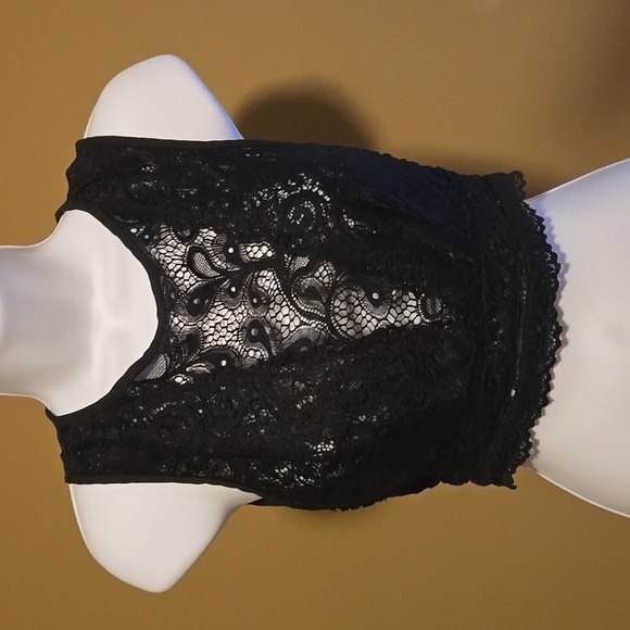 bebe Tops - Bebe Elegant Black Lace Open Back Size 2 NWT